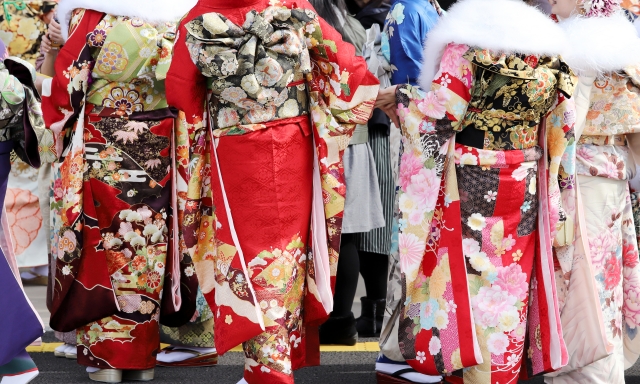 後ろ姿で決まる？！振袖を着るなら帯結びで回りと差をつけよう！