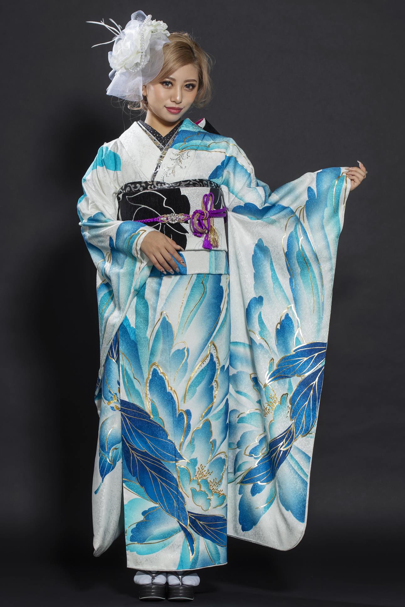 Or 17 振袖白 青 ギャル振袖 派手 おりえん振袖コレクション Or 17 振袖白 青 ギャル振袖 派手 おりえん振袖コレクション